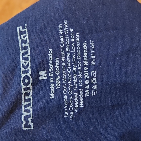NWOT Mario Kart Long Sleeve Blue t-shirt, Medium - Picture 7 of 7